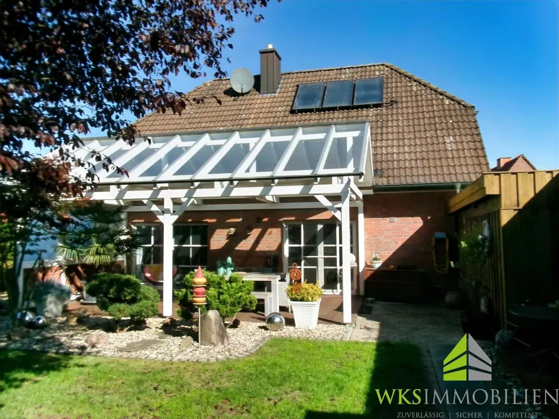 Rückansicht zur Terrasse