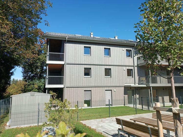 Wohnen auf zwei Ebenen! Exklusive Neubau-Maisonette-Wohnung mit Balkon in 83410 Laufen - Photo 1