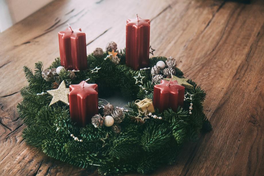Adventskranz-Ideen: 5 Gestecke von klassisch bis modern