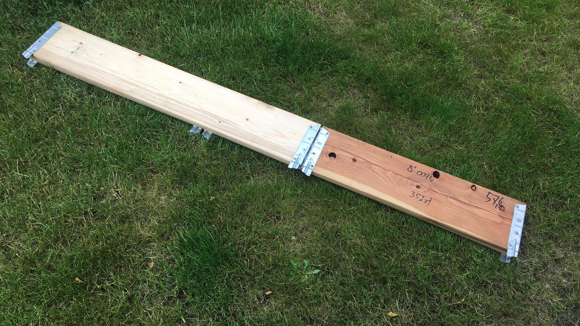 Zusammengeklappter Aufsatzrahmen für Paletten