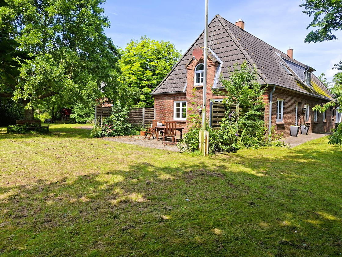 Neu Terrasse