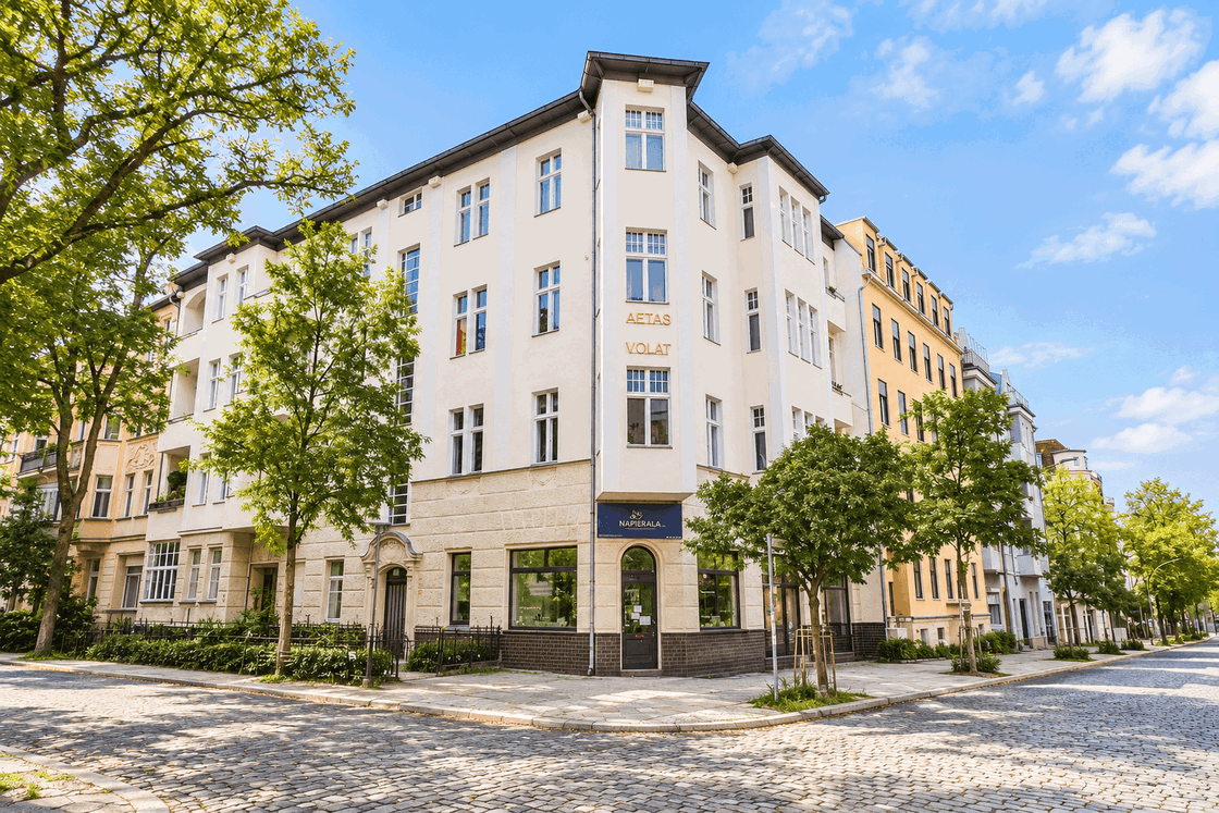 Gebäude "Aetas Volat"