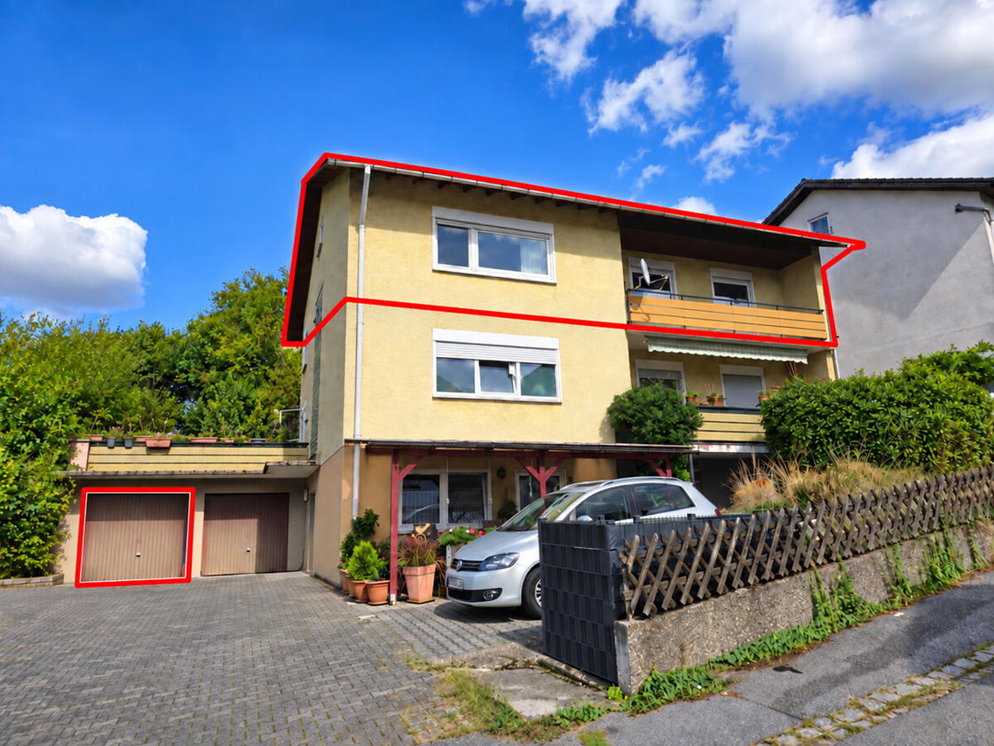 Wohnhaus mit roten Markierungen