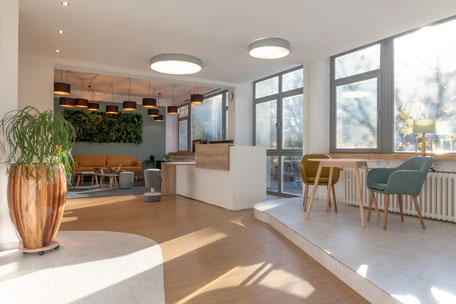 Empfangsbereich und Lounge