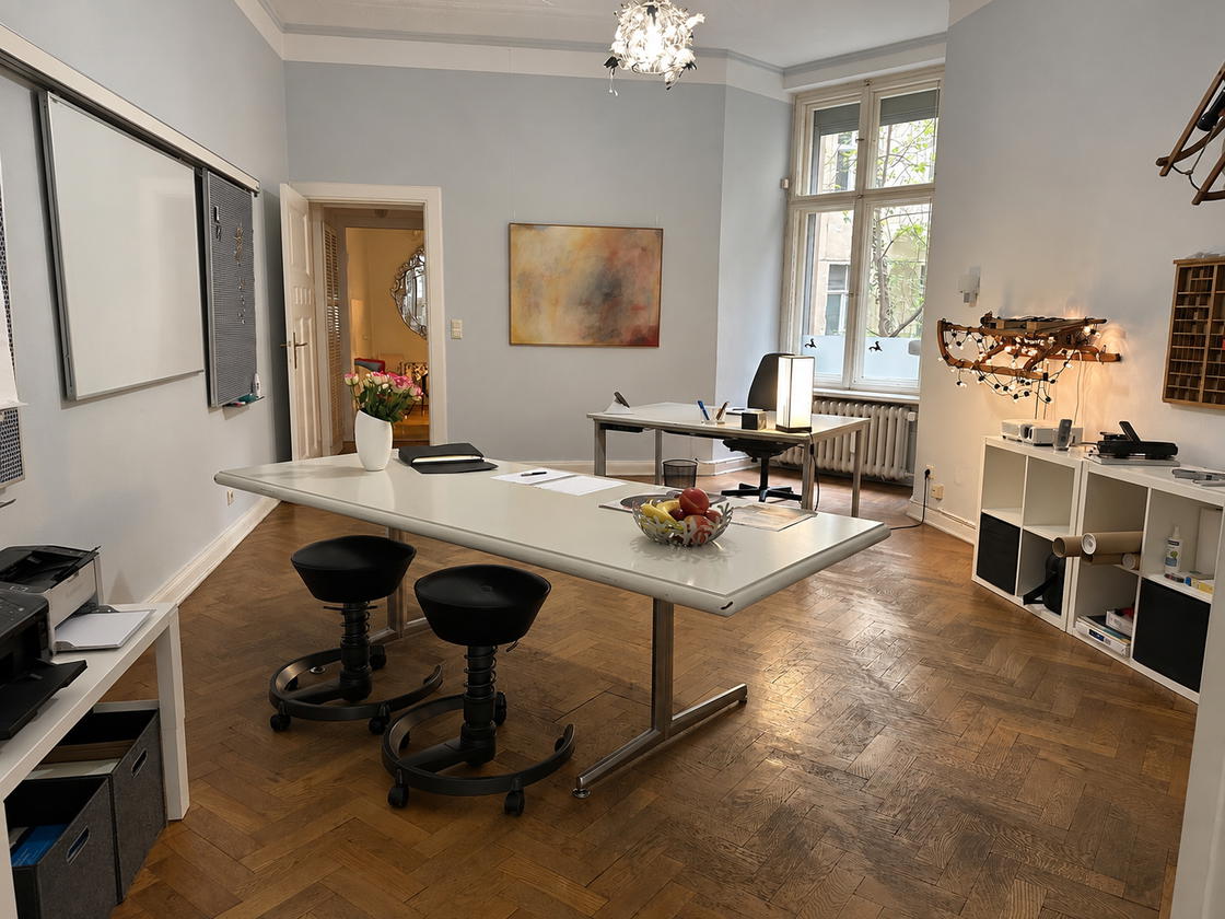 Büro / Projektraum - Gesamtansicht zum Innenhof