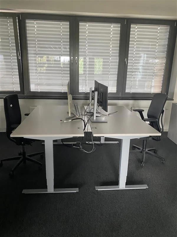 Schreibtischplätze 1