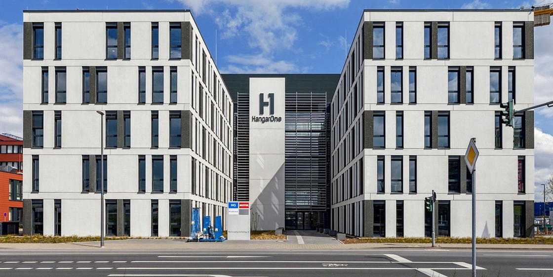 HQ_Cologne Hangarone_Germany_Centre 5399_Exterior Building 1.jpg