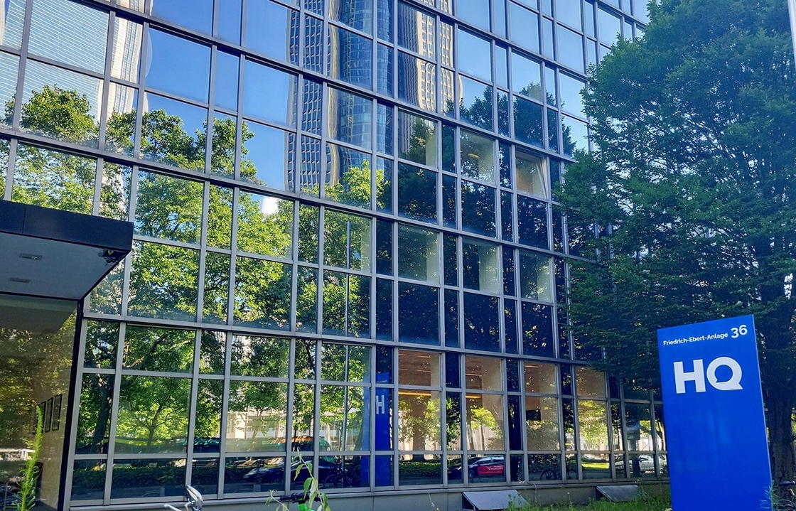 HQ_Westend Fair_Germany_Centre 2795_Exterior Building 1.jpg