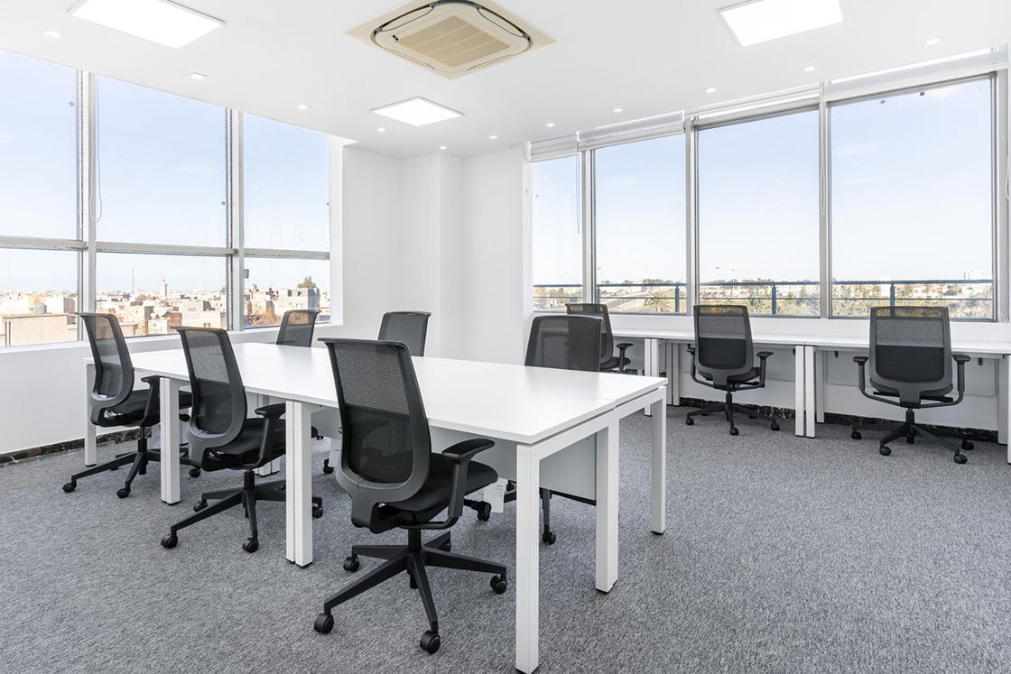 Regus Almutawasit 5728 Tripoli Libya Large Office 2 - copia.jpg