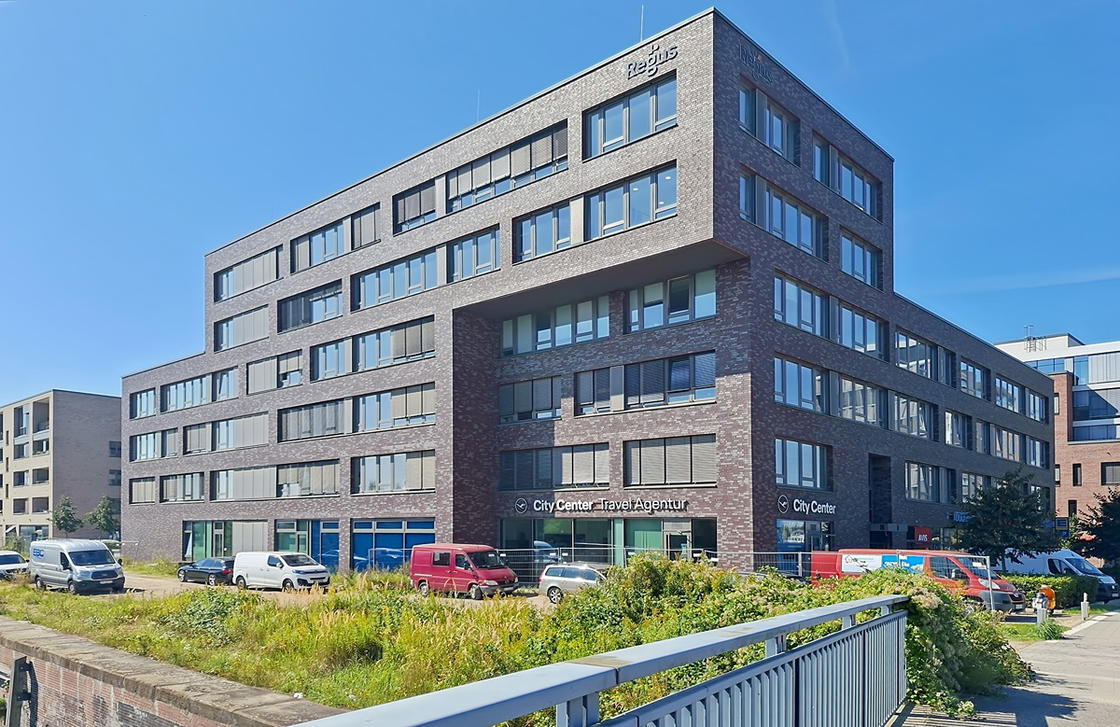 Regus_Hafen Süderelbe_Germany_Centre 5034_Building exterior..jpg