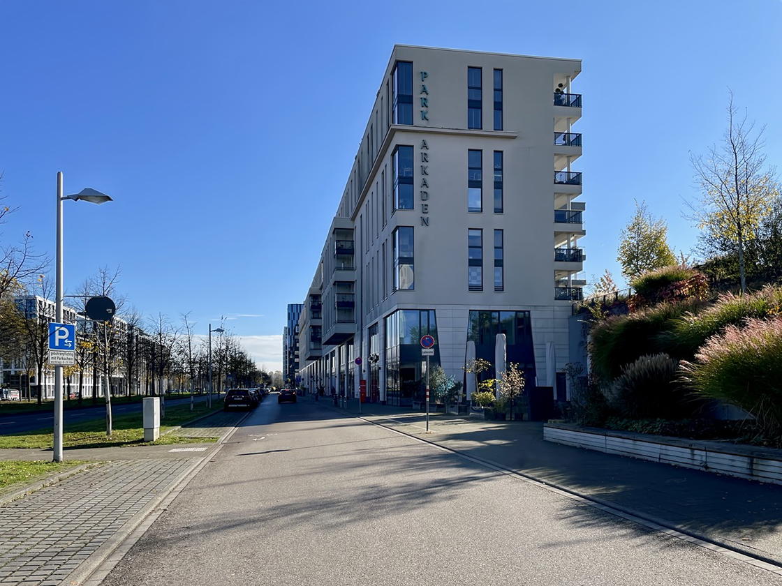 Regus_Karlsruhe Park Arkaden_Centre 2289_Building External 2.jpg