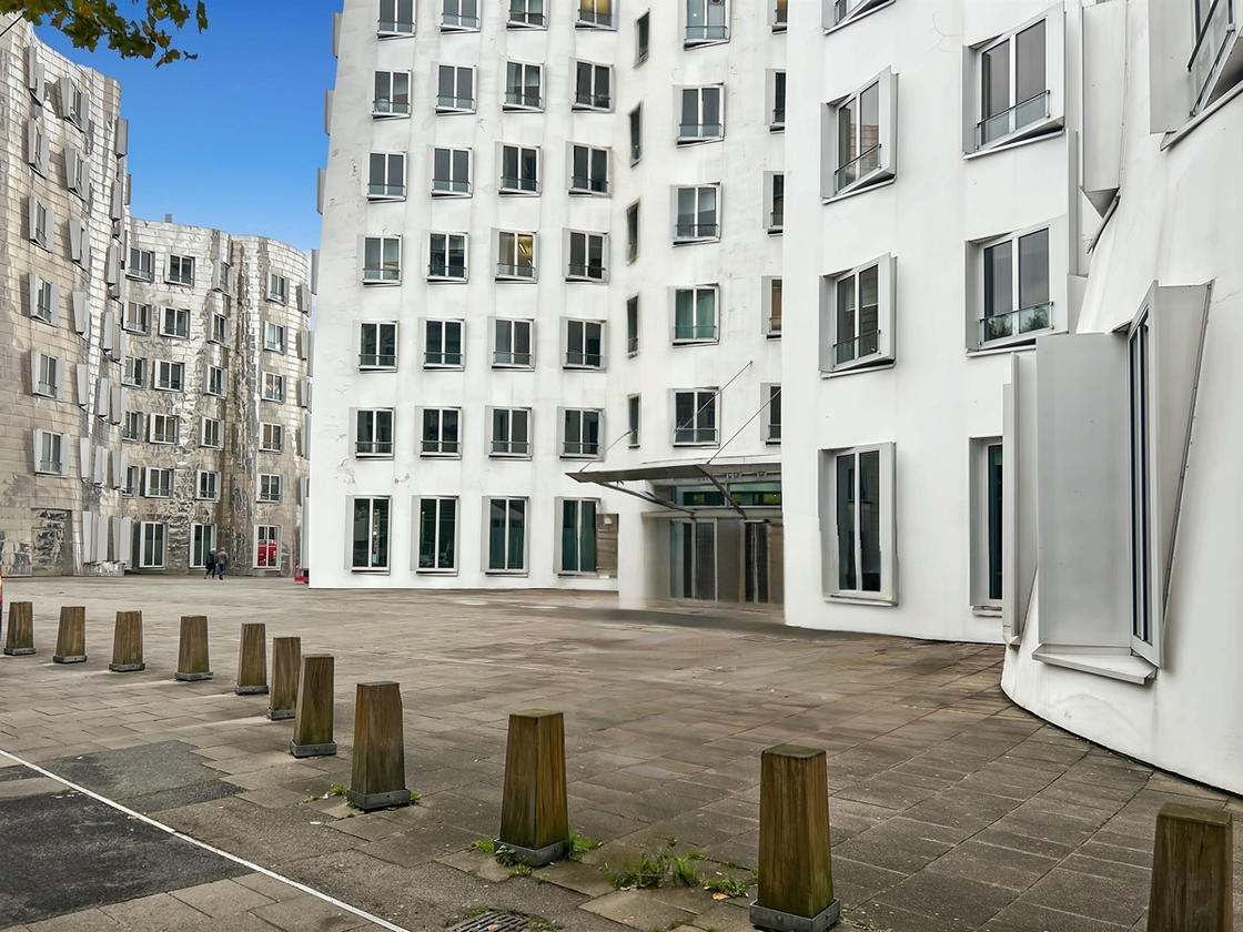 Regus_DUSSELDORF, Neuer Zollhof_Germany_2792_Building exterior 1.jpg