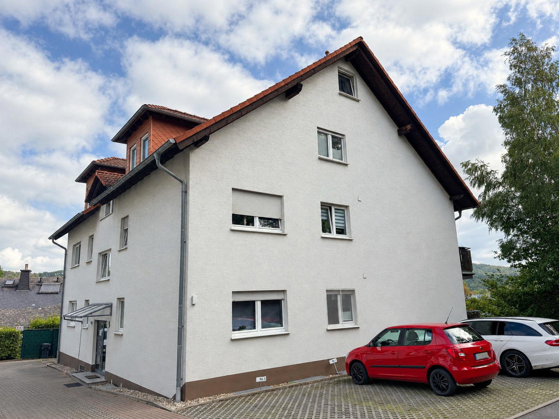 Gepflegtes Mehrfamilienhaus