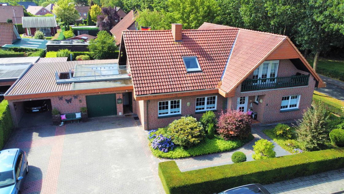 Straßenansicht