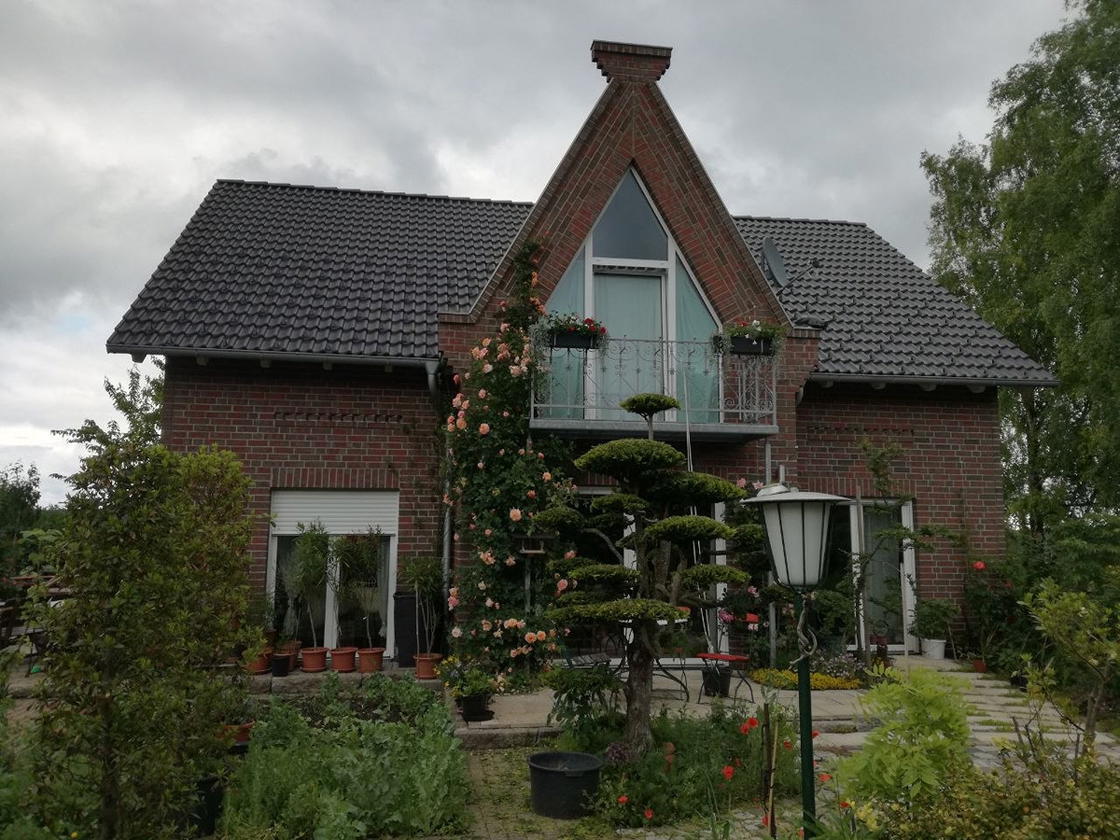 Haus Südseite.jpg