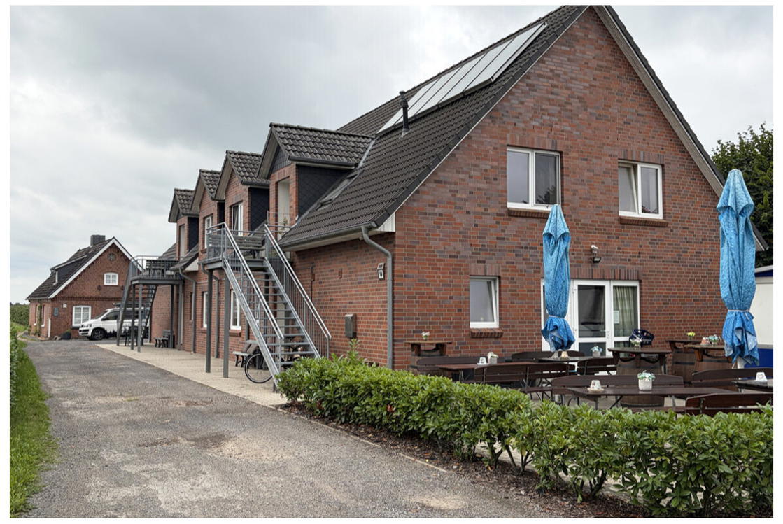 Straßenansicht Vorderhaus