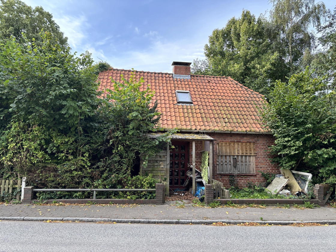 Straßenansicht