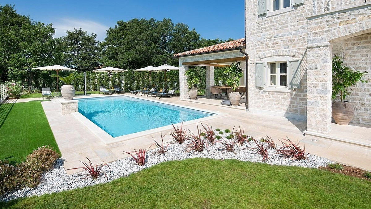 Poolbereich