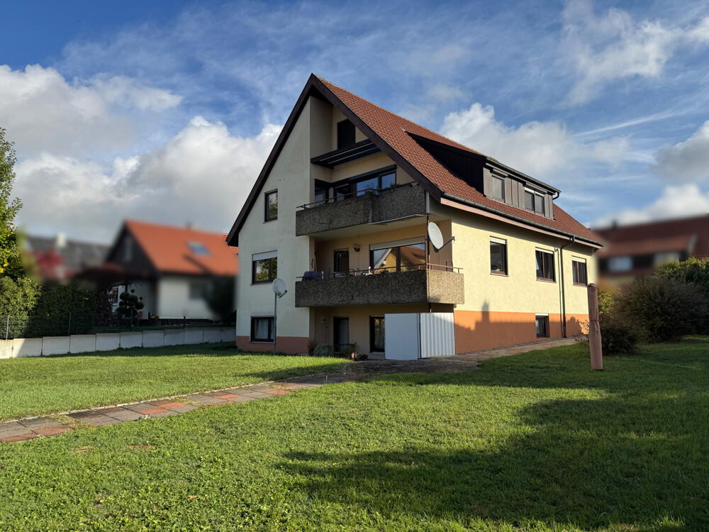 Außenansicht + Garten