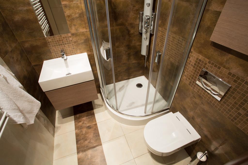 Dusche im Badezimmer