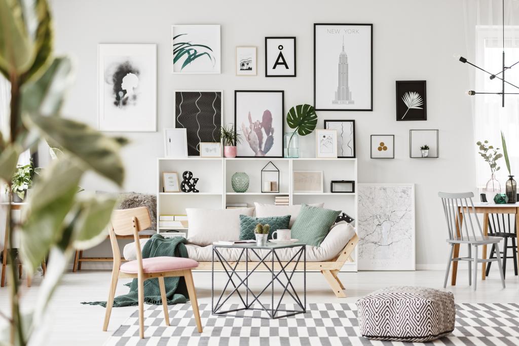 Bilder aufhängen: 10 Ideen zum Schmücken der Wände