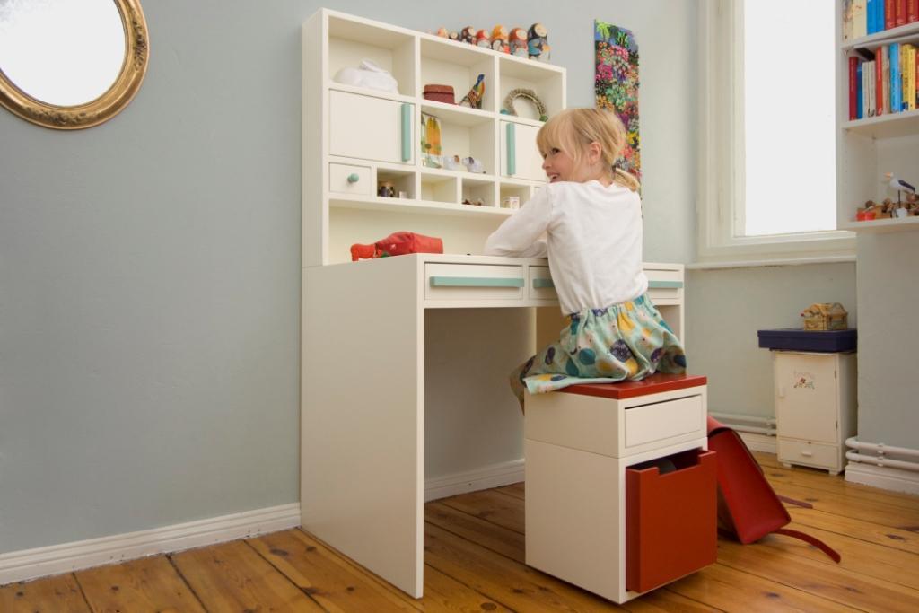 modulares Möbelsystem fürs Kinderzimmer von Hase Weiss