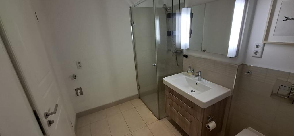 Helle, großzügige Zweizimmerwohnung in Stötteritz - Photo 4