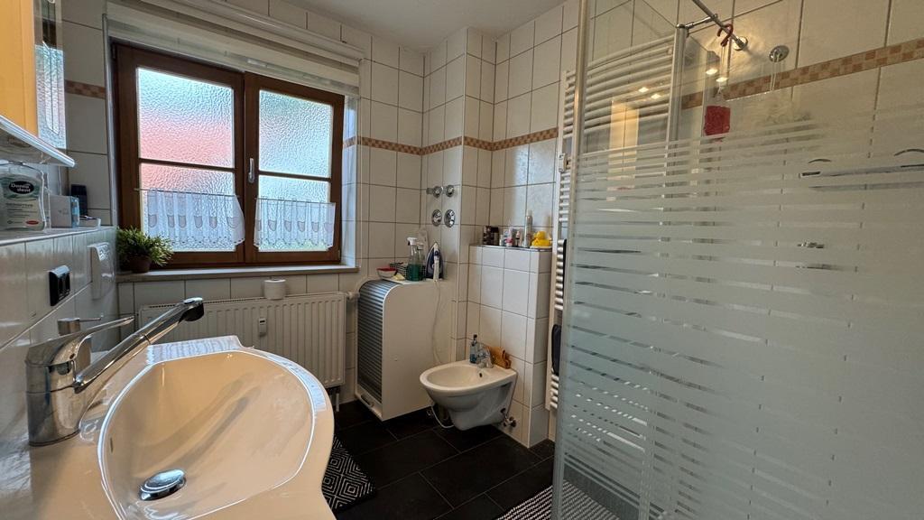 Badezimmer im Obergeschoss