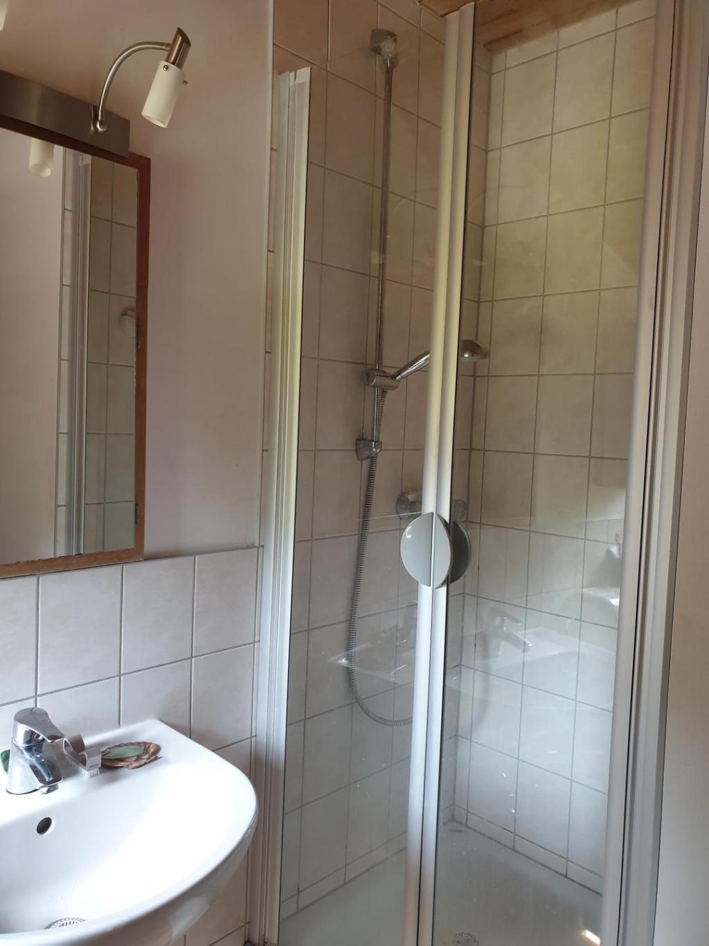 Teilansicht Bad DG