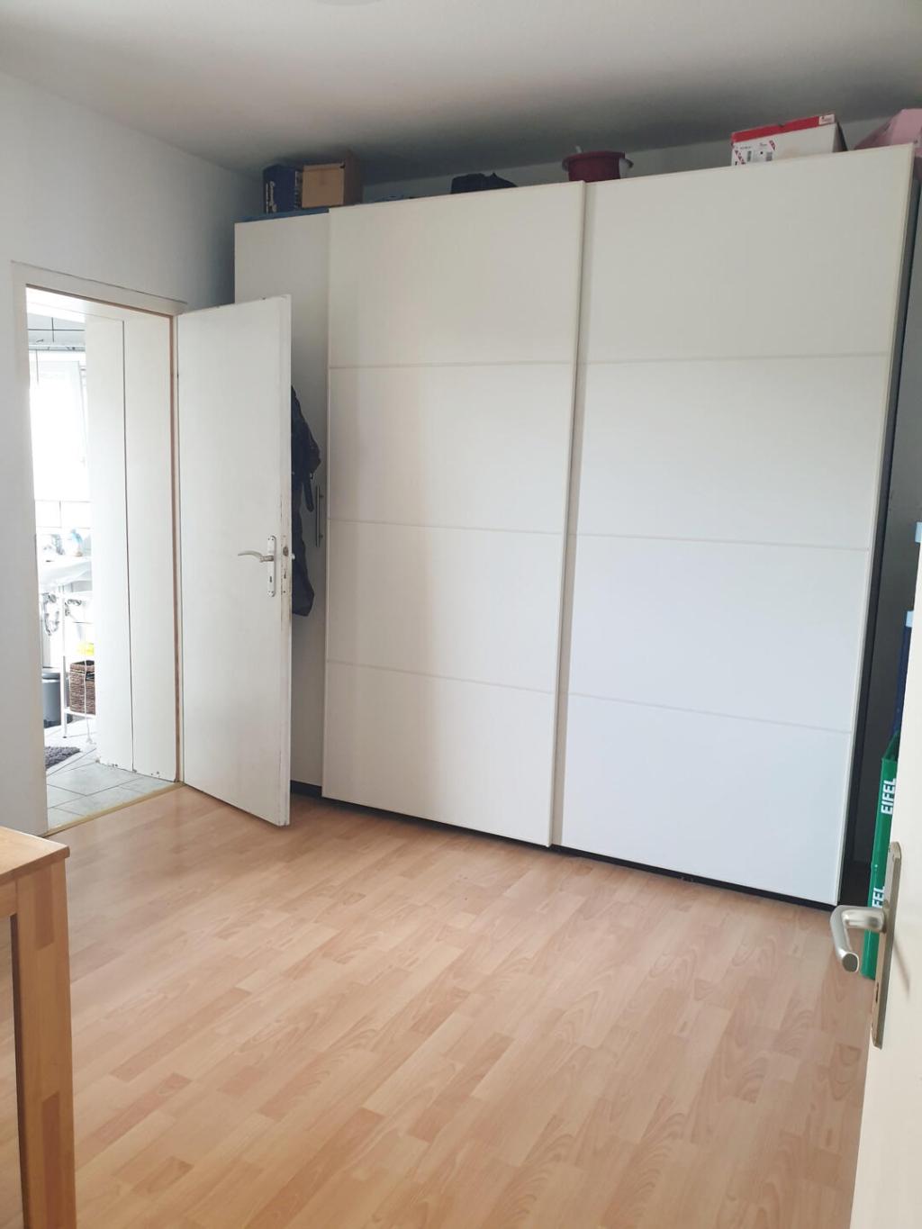 Durchgangszimmer OG