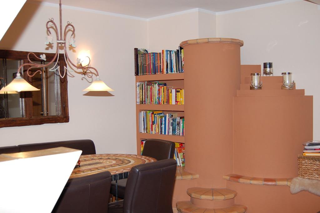 Der Ofen im Esszimmer.JPG