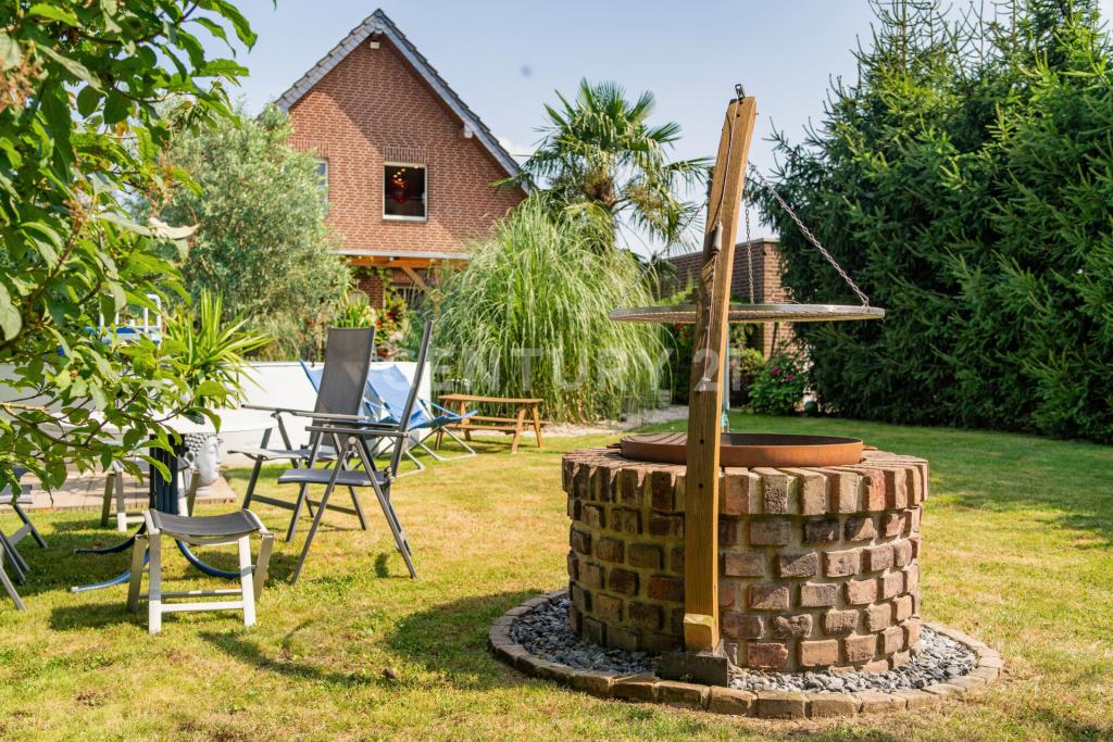 Grillbereich mit Sicht zum Haus