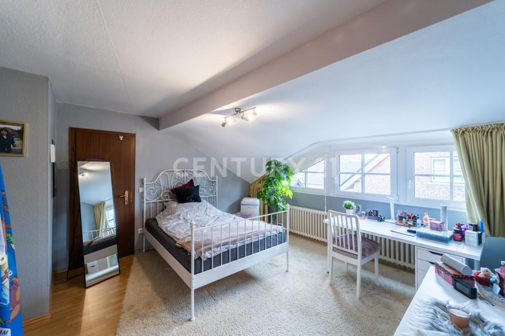 Badezimmer (OG)