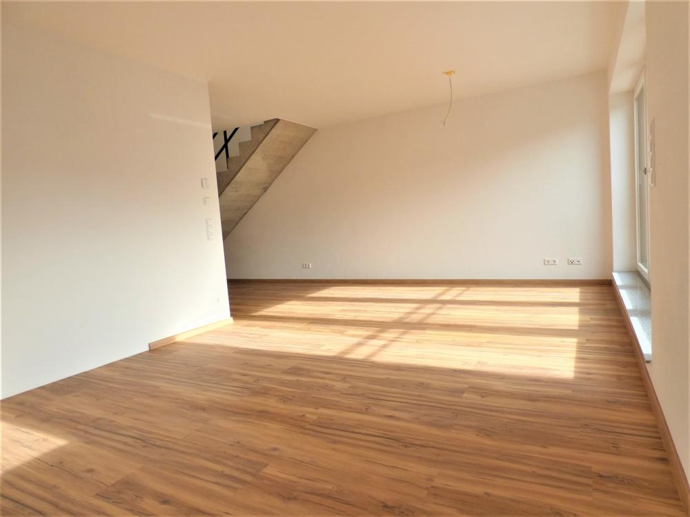 Hochwertige Maisonette-Wohnung mit Dachterrasse in Nördlingen - Foto 3