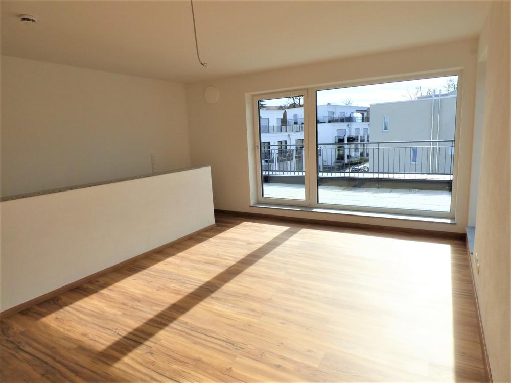 Hochwertige Maisonette-Wohnung mit Dachterrasse in Nördlingen - Foto 1