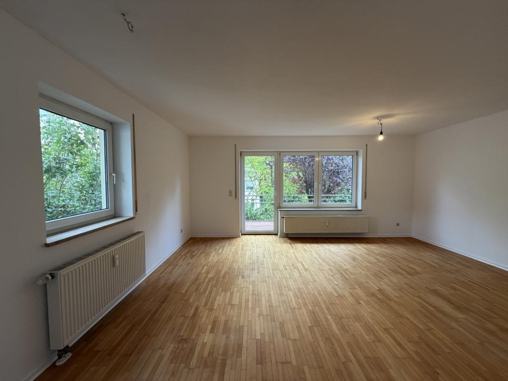 Exklusive Wohnqualität in bester Stadtlage – 2-Zimmer-Wohnung im 1. OG mit Balkon & Stellplatz - Photo 3