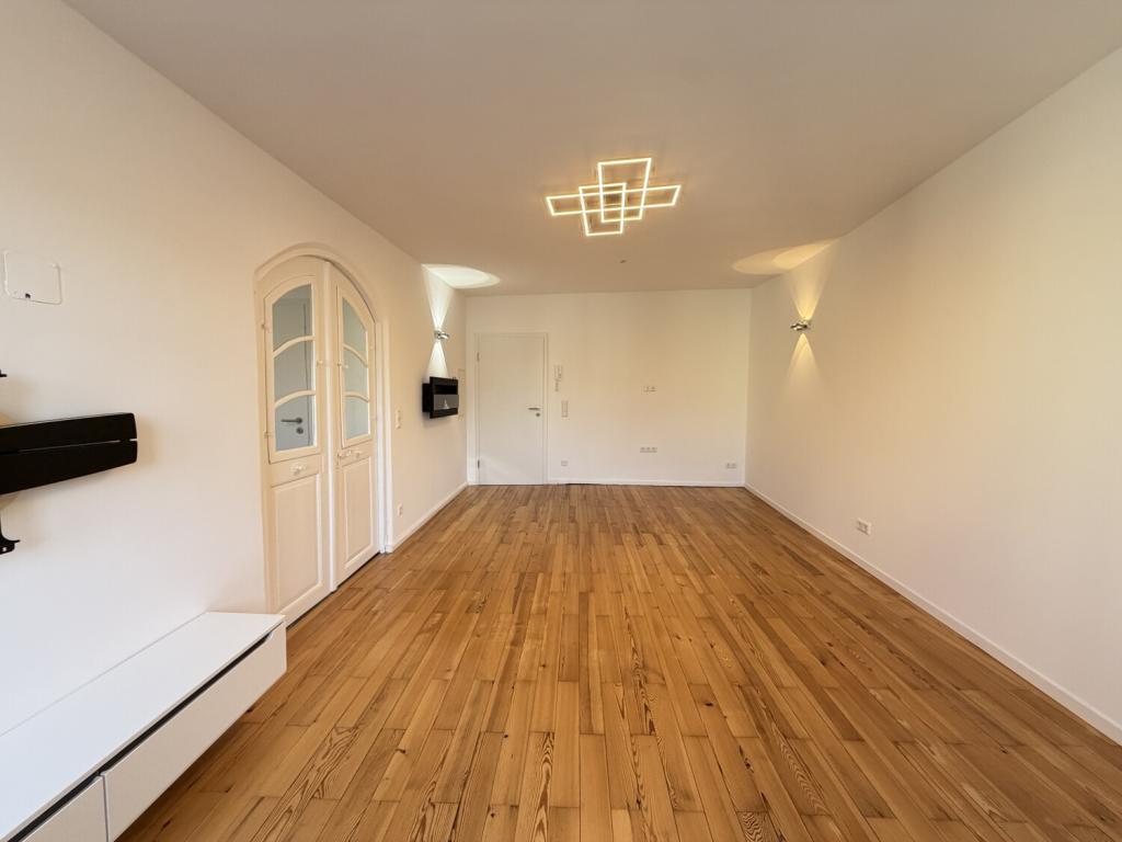 Neu renovierte Wohnung für Singles & Paare mitten im pulsierenden Stadtleben, gehobene Ausstattung - Foto 1