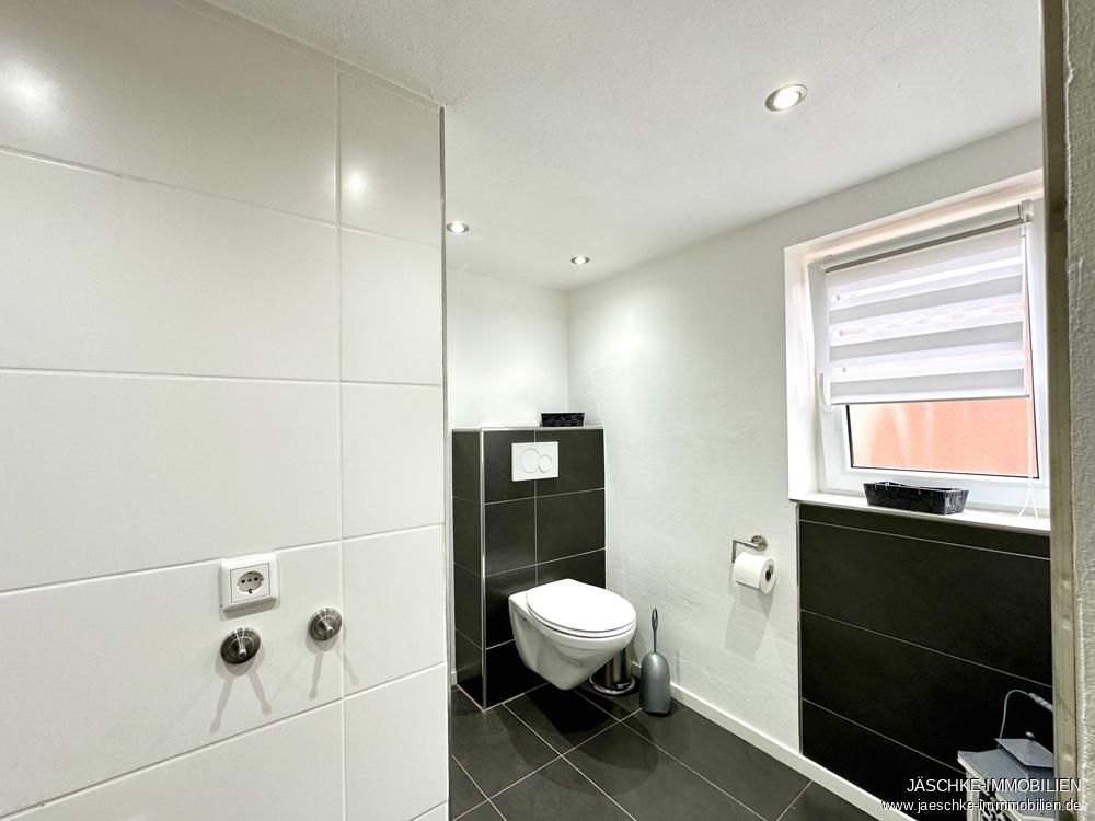 Badezimmer EG