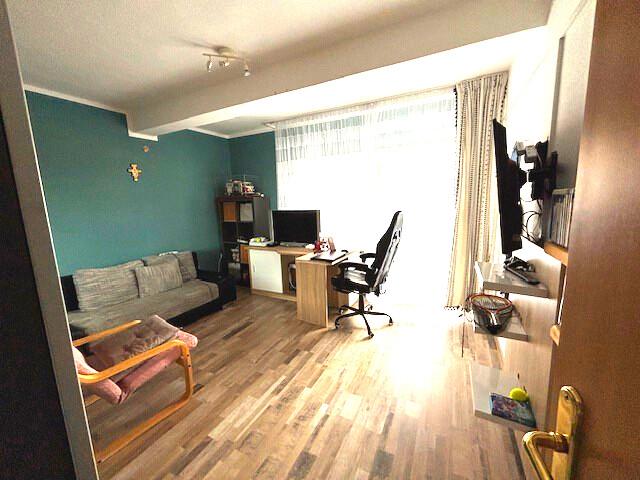 Schlafzimmer 2 mit Zugang Balkon
