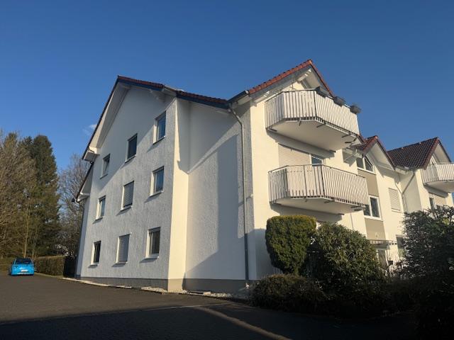 Außen-Zufahrt Stellplätze