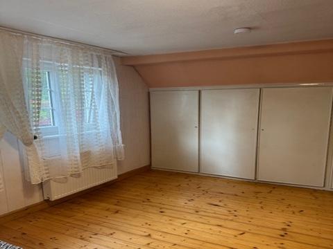 1. OG - Schlafzimmer Nr. 1