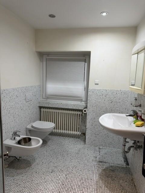 Schöne 2,5-Zimmer-Wohnung in AK-Honneroth für solventen Mieter - Photo 3
