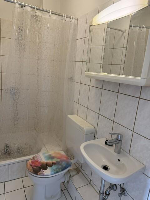 Frisch renoviert - 2-Zimmer-Wohnung in Altenkirchen - Photo 2