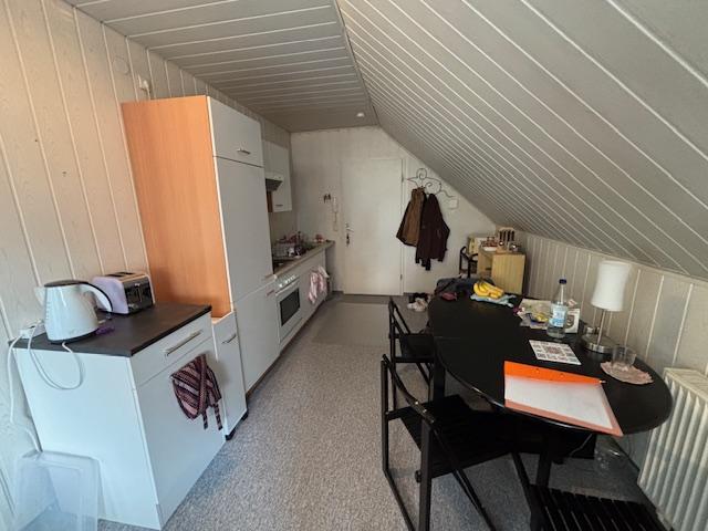 Schönes möbliertes 1-Zimmer-Bad-Appartement in Altenkirchen - Photo 1