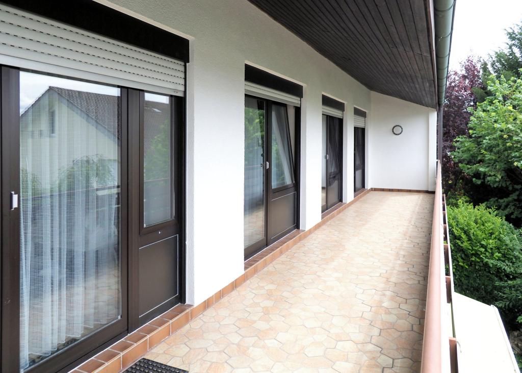 Balkon vor den Kinderzimmern