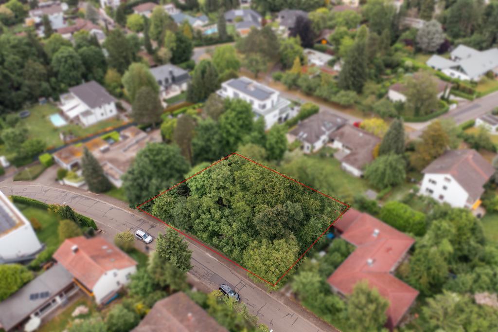 Grundstück