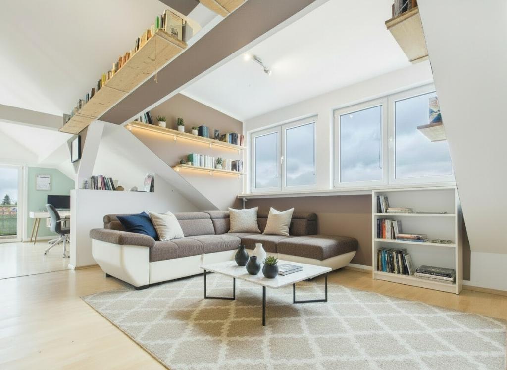 Lichtdurchflutete 4 Zimmer Dachgeschosswohnung mit 2 Balkonen - Foto 4
