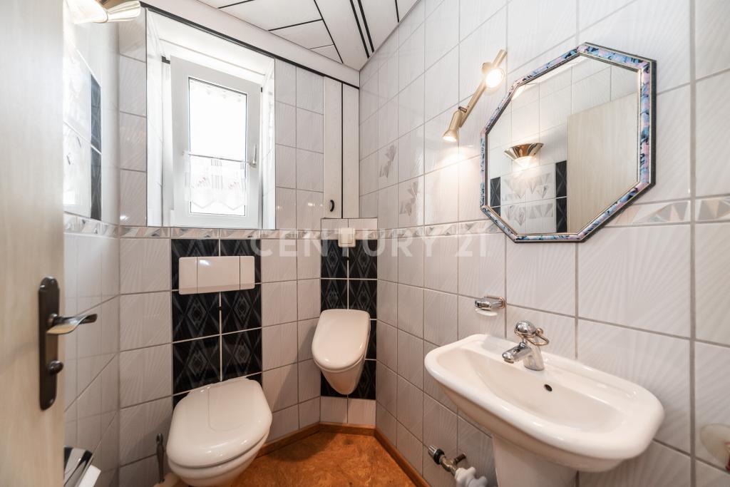 OG WC