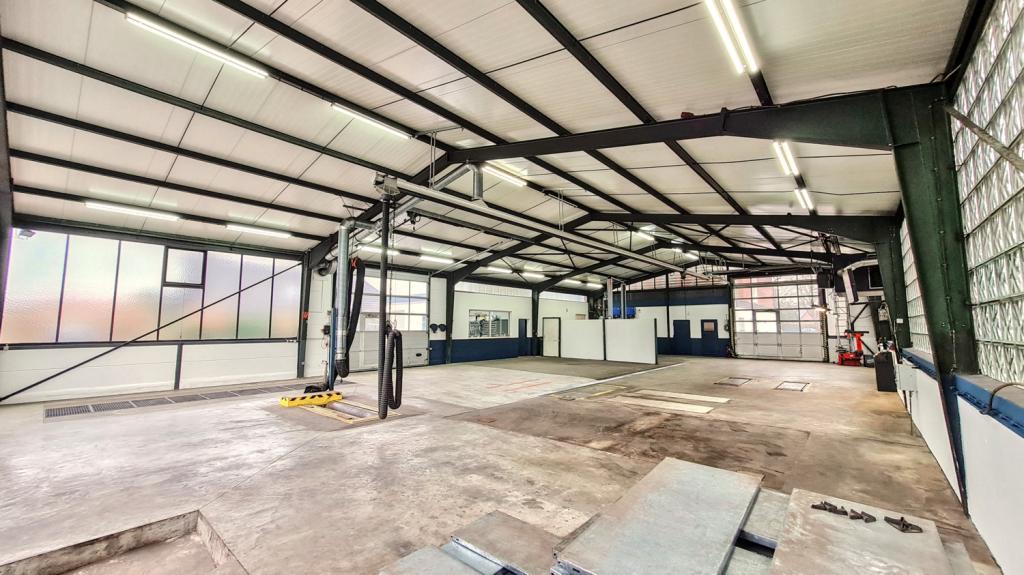 Halle 345m²