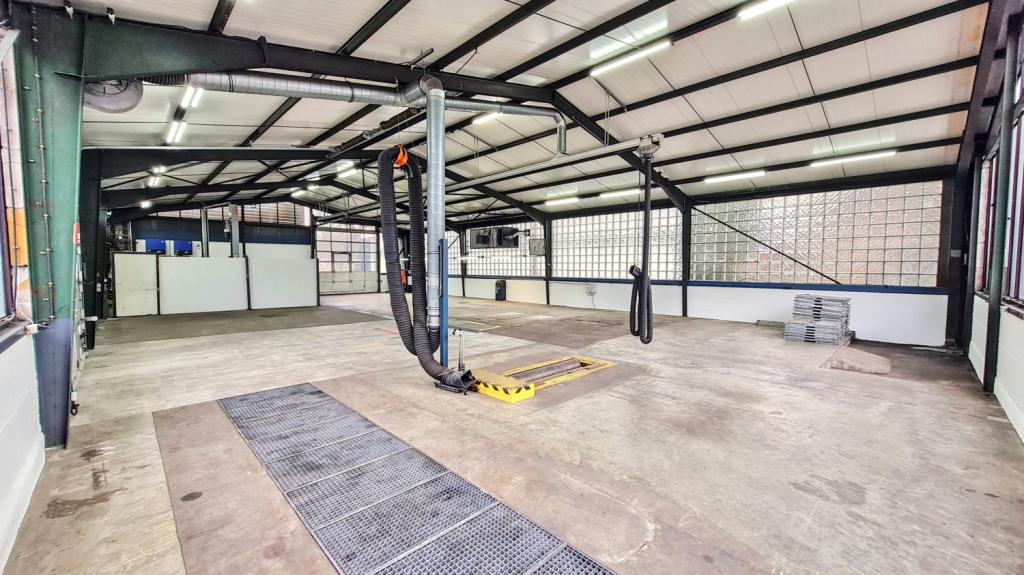 Halle 345m²